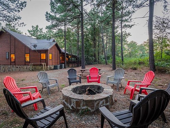 3rd image of 63 Stone Pine Ln