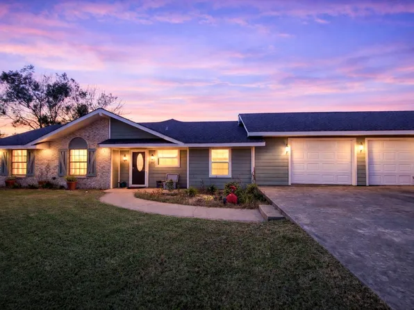 262 Leblanc Dr, Lockport, LA 70374