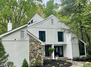 1025 Riverton Rd, Moorestown, NJ 08057