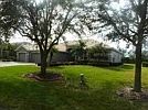 Bradenton, This Mote Ranch beauty has 3 bed/2 baths,den