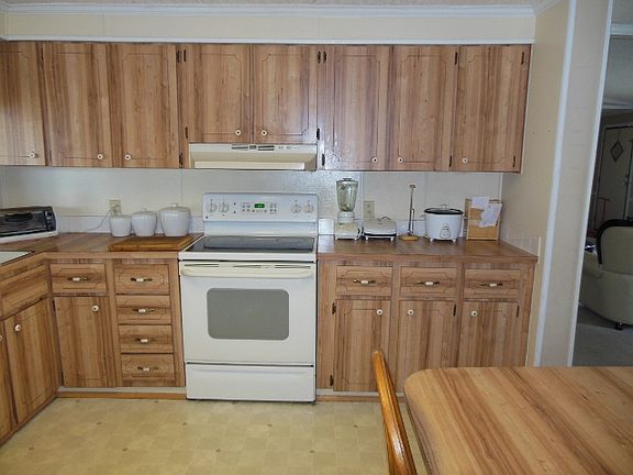 5th image of 8814 Bexhill Blvd