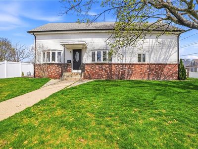 353 High St, Cumberland, RI, 02864