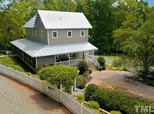 470 Tanager Ln, Chapel Hill, NC 27517