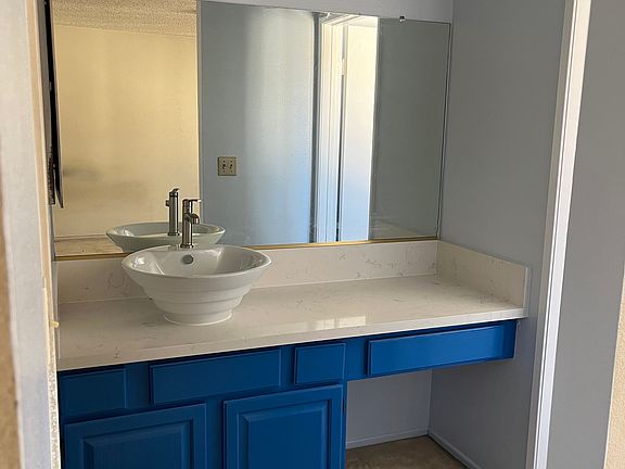 4th image of 1311 Palm Ave APT G