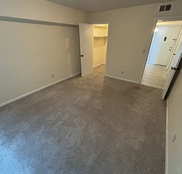2706 Chickasaw Ave #20 — Photo 6