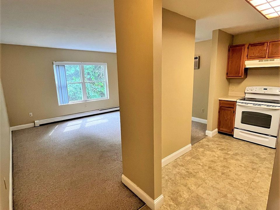 180 Schoosett St Pembroke, MA, 02359 Apartments for Rent Zillow