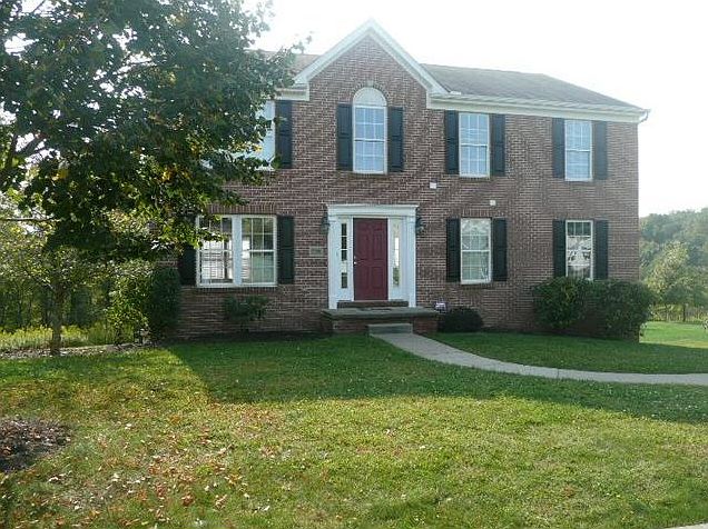 1st image of 149 Blue Heron Dr