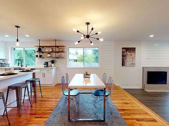 4th image of 15016 NE 66th St