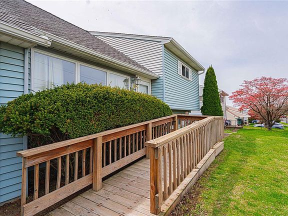 2nd image of 1923 Catasauqua Rd