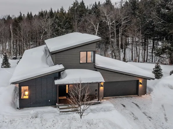 30 Natures Way #8, Stowe, VT 05672