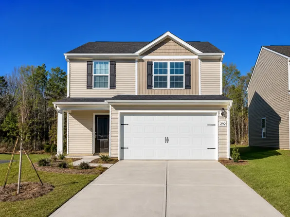 3003 Crescent Lake Ln, Charlotte, NC 28214