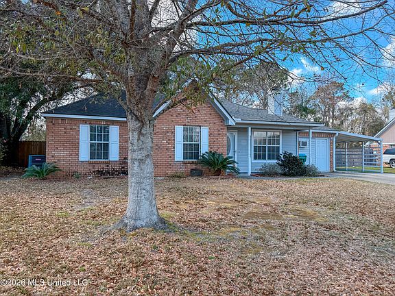 4th image of 19 Heather Ln