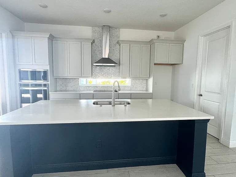 2990 Scout St — Photo 9