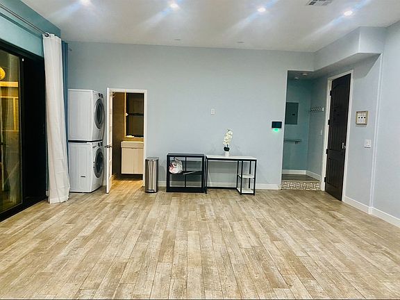4th image of 5037 Catoctin Dr
