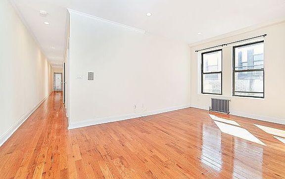 2nd image of 3850 Broadway #53
