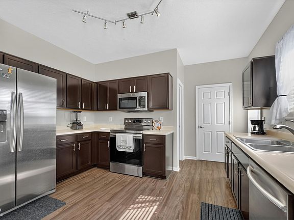 4th image of 13024 W Elster Way