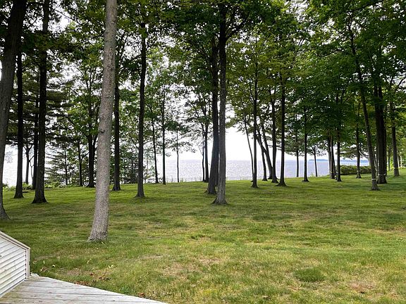 3rd image of 127 Northshore Drive