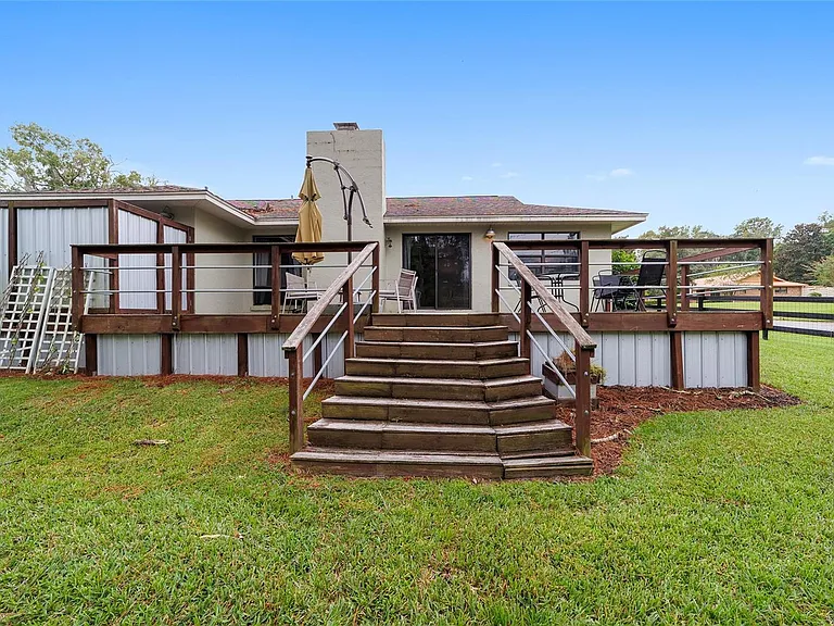 8185 NW 48th Ln — Photo 28