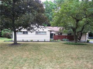 284 Hemingway Dr, Rochester, NY 14620