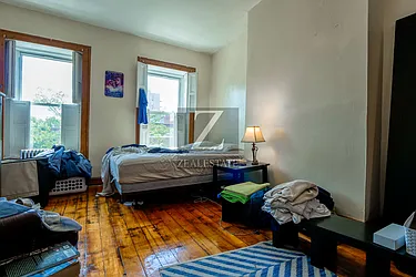 Rented by ZealEstate Group Inc