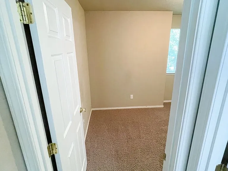 614 Prescott St — Photo 15