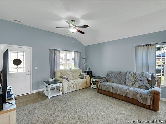 3rd image of 3922 Mariah Drive