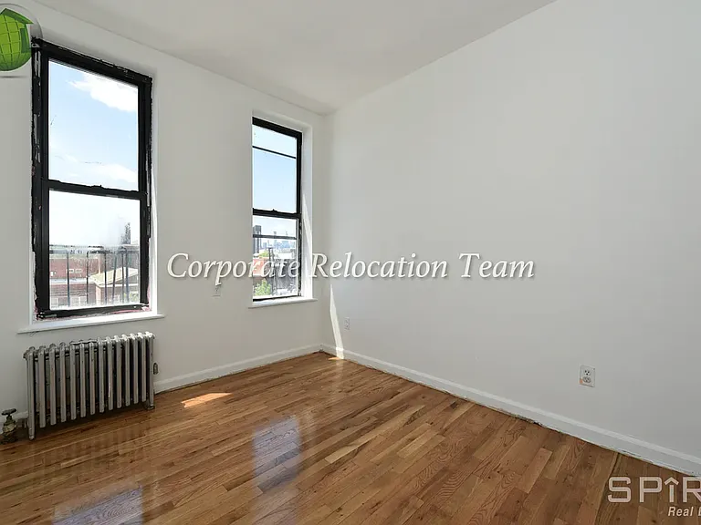 33-46 28th St #2 — Photo 2