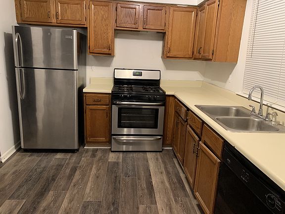4th image of 2025 Marbut Forest Dr #2