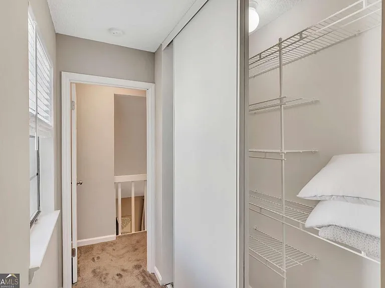 1114 Falling Water Dr SE — Photo 15