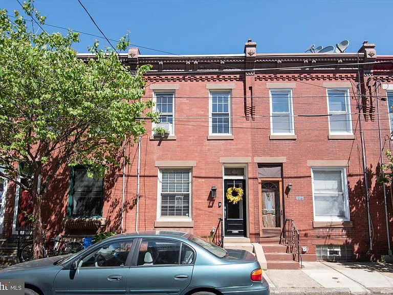 623 Miller St — Photo 34