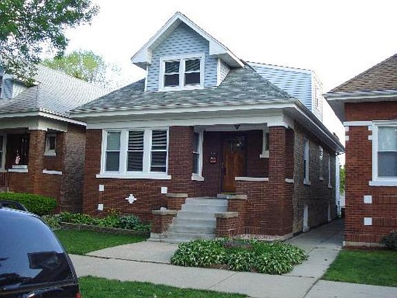 2nd image of 5229 W Waveland Ave
