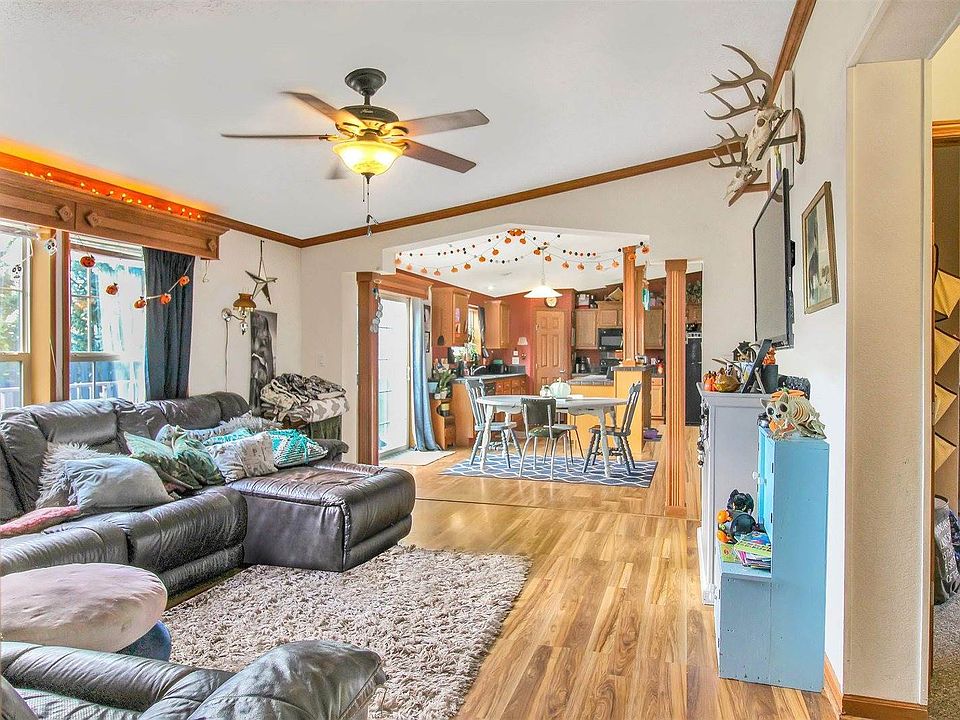 402 5th St NW, Mohall, ND 58761 Zillow