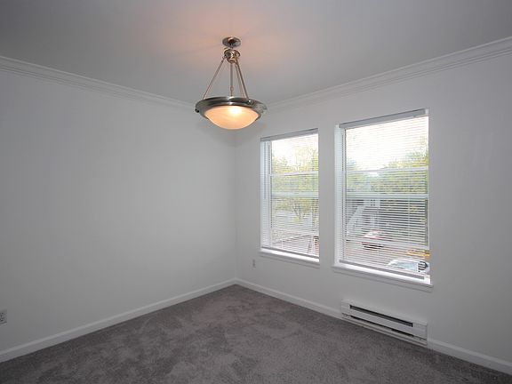 3rd image of 33020 10th Ave SW Unit V202