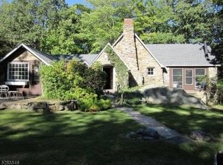 274 Kinnelon Rd, Kinnelon, NJ 07405