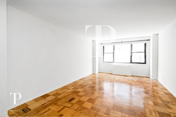 Rented by Compass | media 23