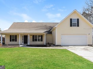 25 Little Spring Ct, Oxford, GA 30054