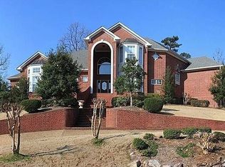 2 Talais Dr, Little Rock, AR 72223