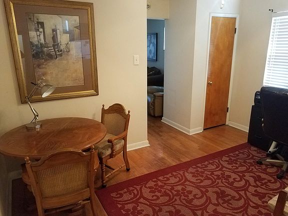 5th image of 5000-5002 Fyler Ave