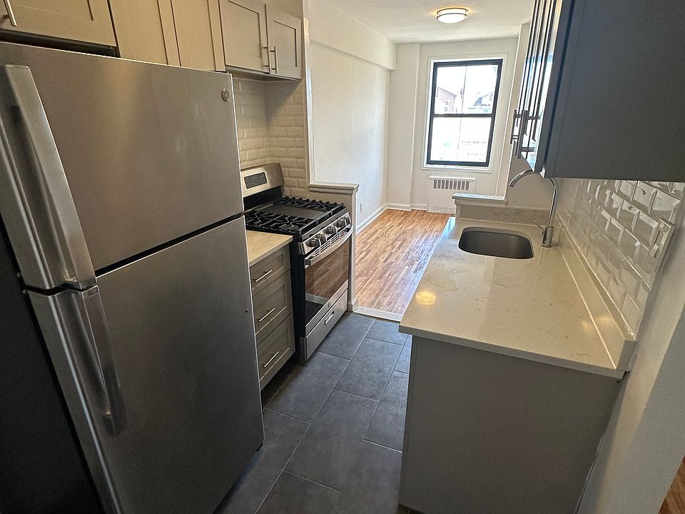 2nd image of 150 W End Ave #2T