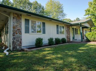 413 Eagle Rock Rd, Branson, MO 65616