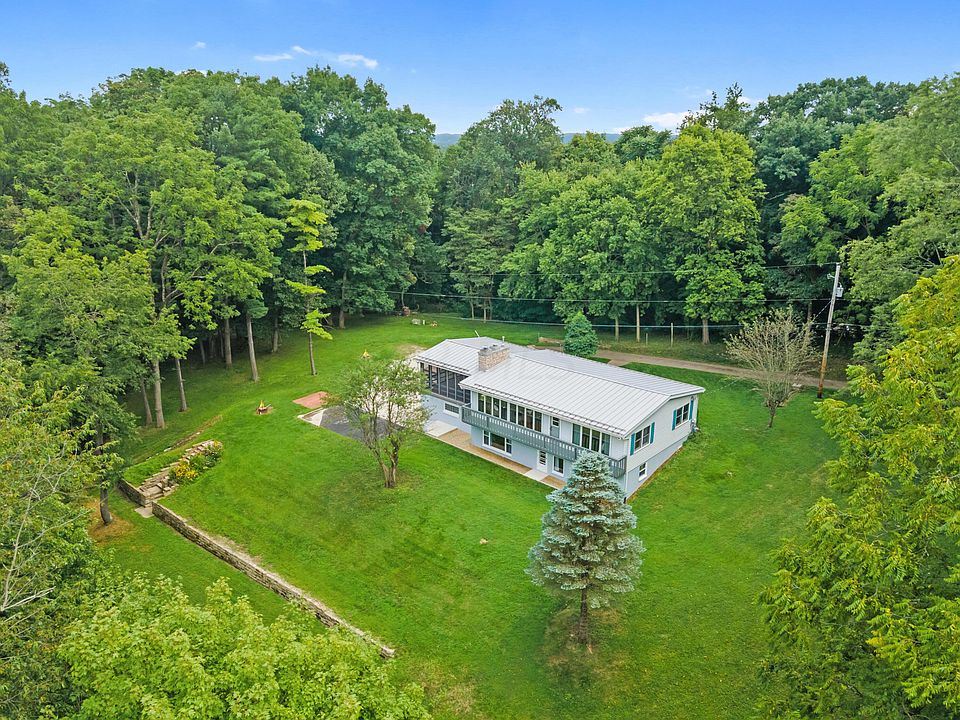 1st image of 105 Queens Dr S