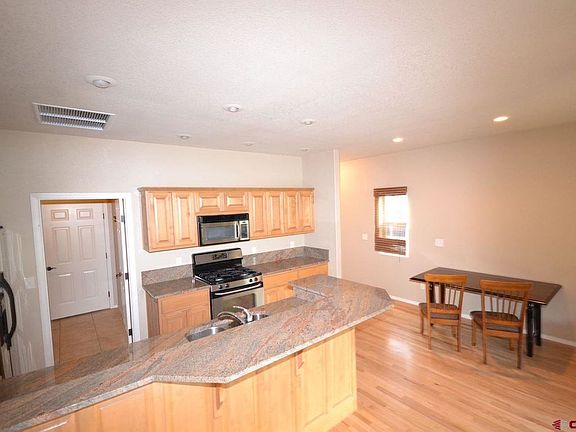 4th image of 14 Villa Escalante Ct