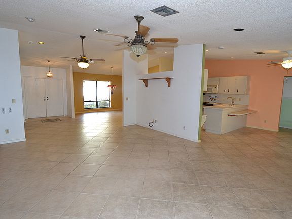 3rd image of 100 NW 83rd Way