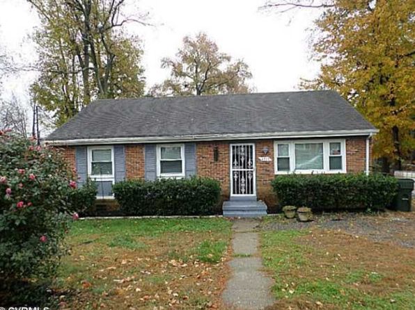 3715 Autumn Ln