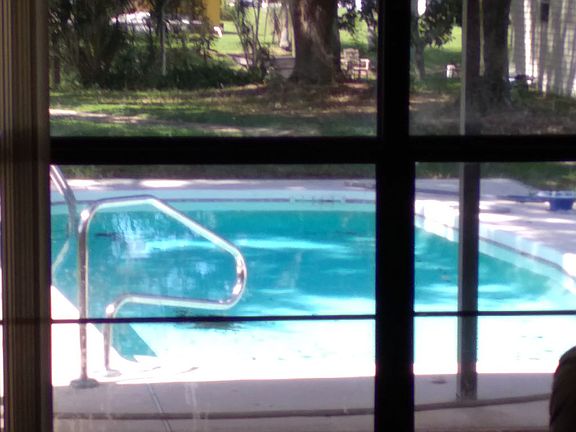 2nd image of 1712 Amber Ln