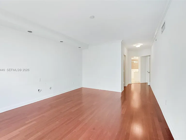 151 Michigan Ave #525 — Photo 11