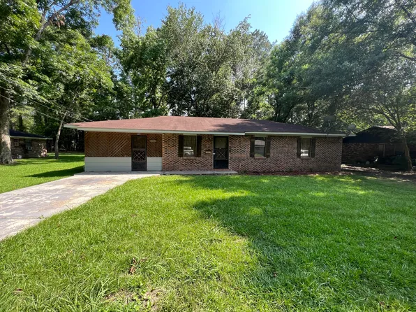 301 Katherine Dr, Columbia, MS 39429