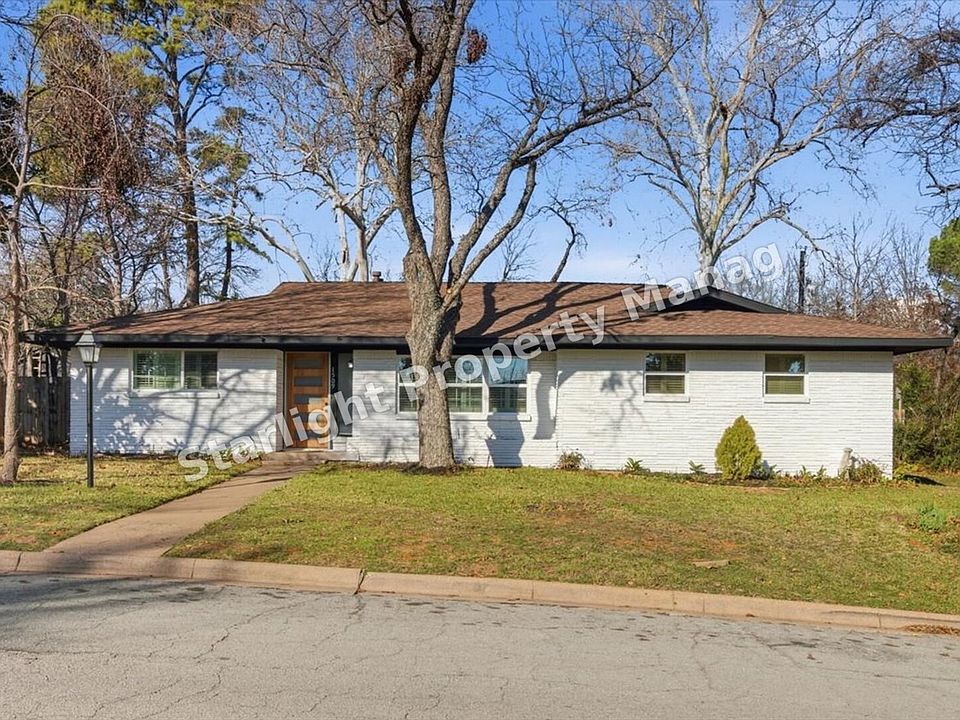 1st image of 1509 University Dr