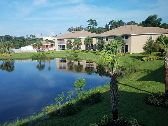 5th image of 27460 Palmesta Cir Unit 25
