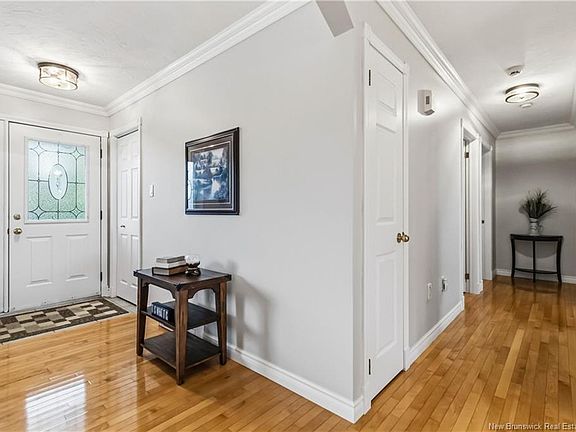 3rd image of 99 Fairview Knoll Dr